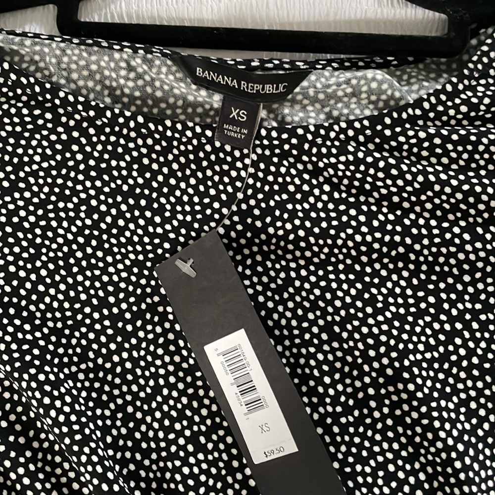 Banana Republic blouse - Picture 2 of 4